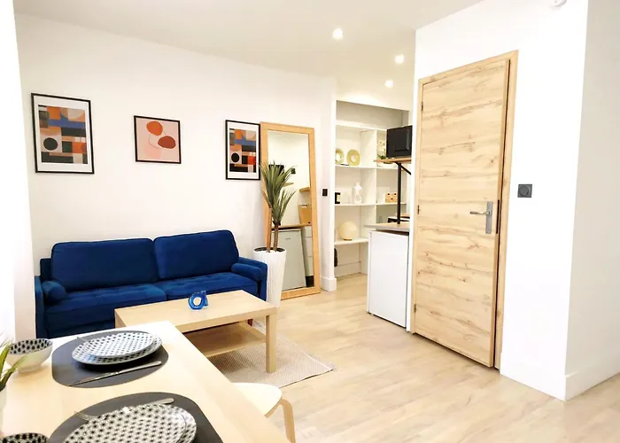 Апартаменты F2 Refait A Neuf *