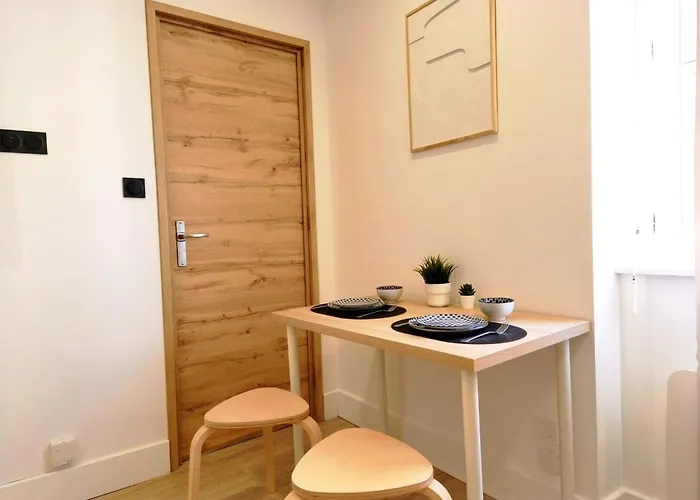 F2 Refait A Neuf Apartment *